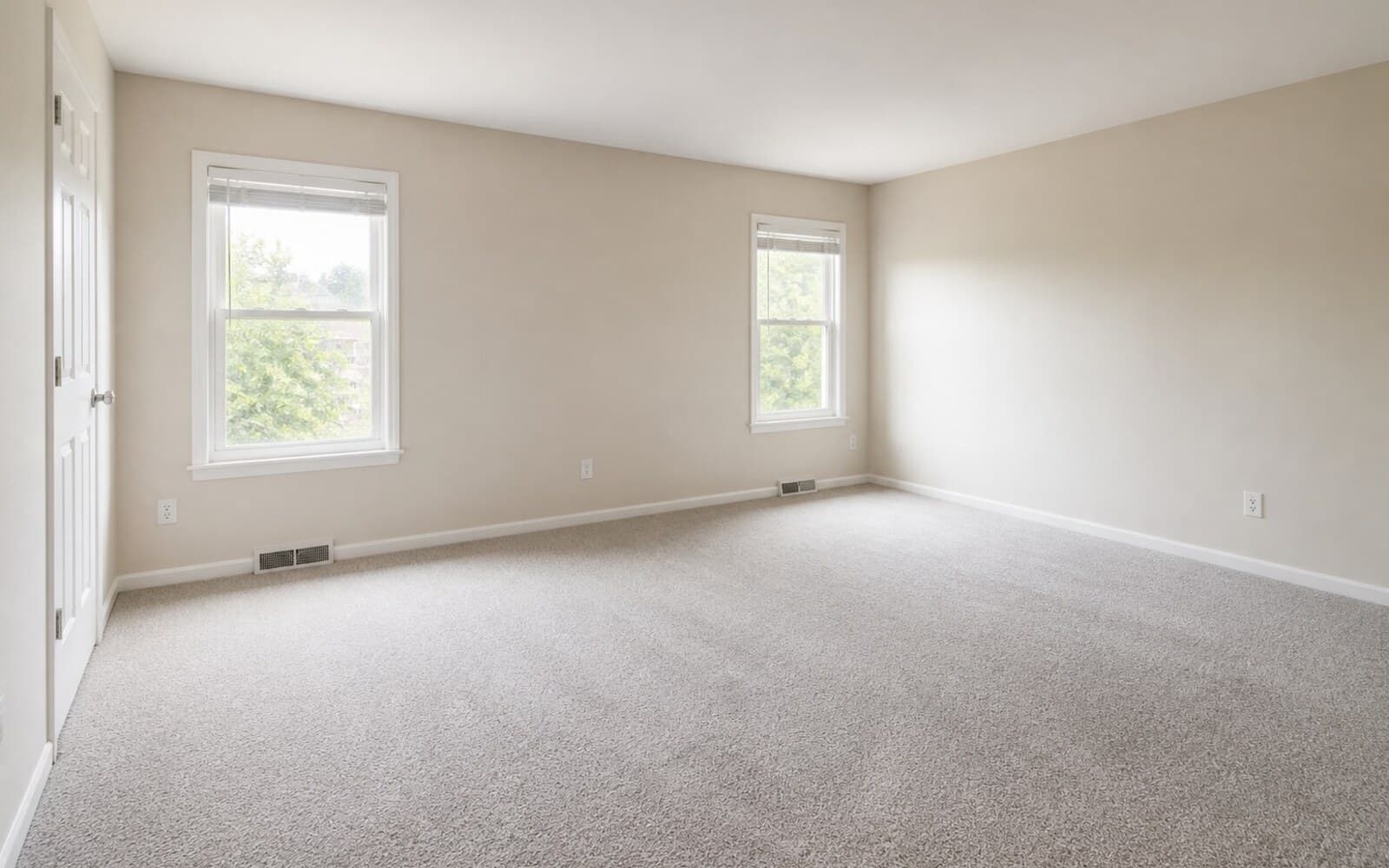 Bedroom empty bedroom -> serene suite sample transformation — before